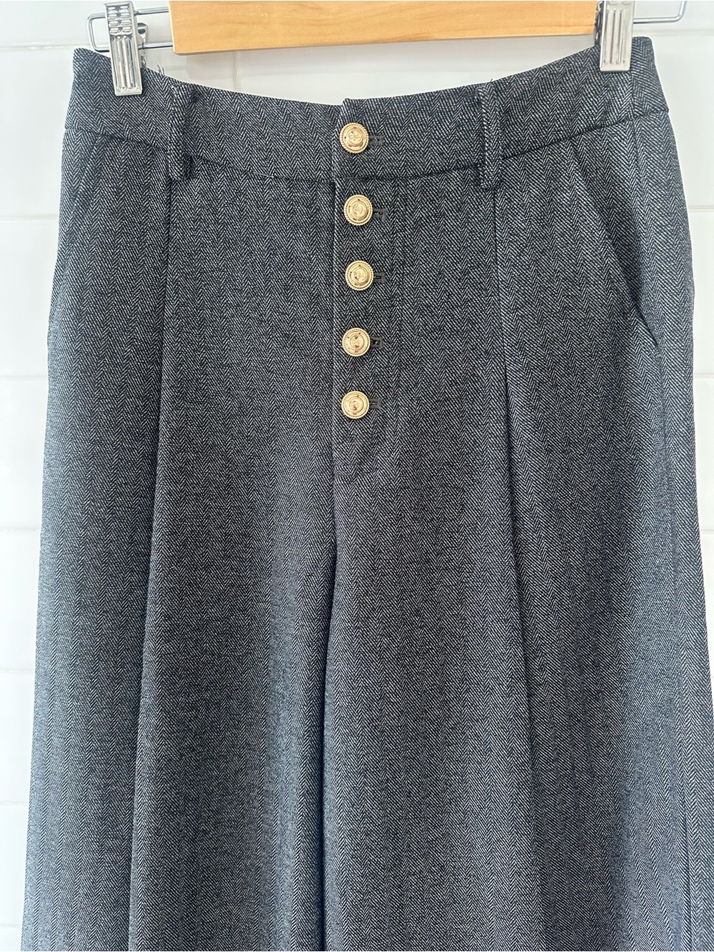 COMMENSE High-Waist Wide-Leg Gold Button-Front Pants - Charcoal Tweed - Picture 5 of 8